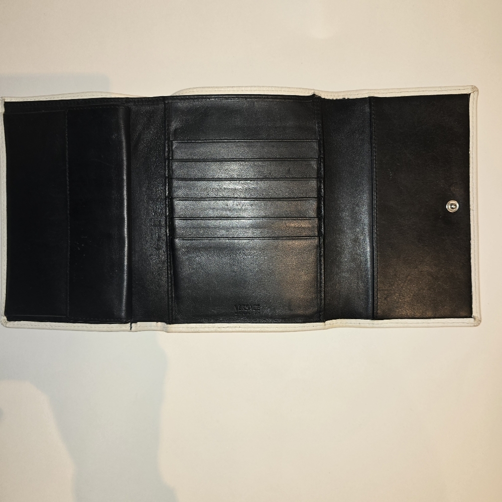 Versace White Wallet - Picture 3 of 7